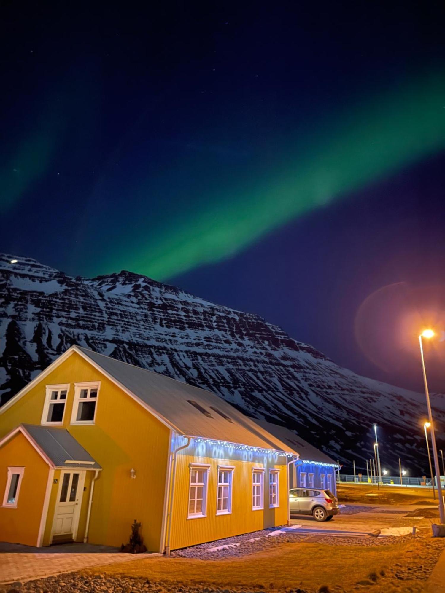 Lonsleira Apartments Seyðisfjörður Buitenkant foto