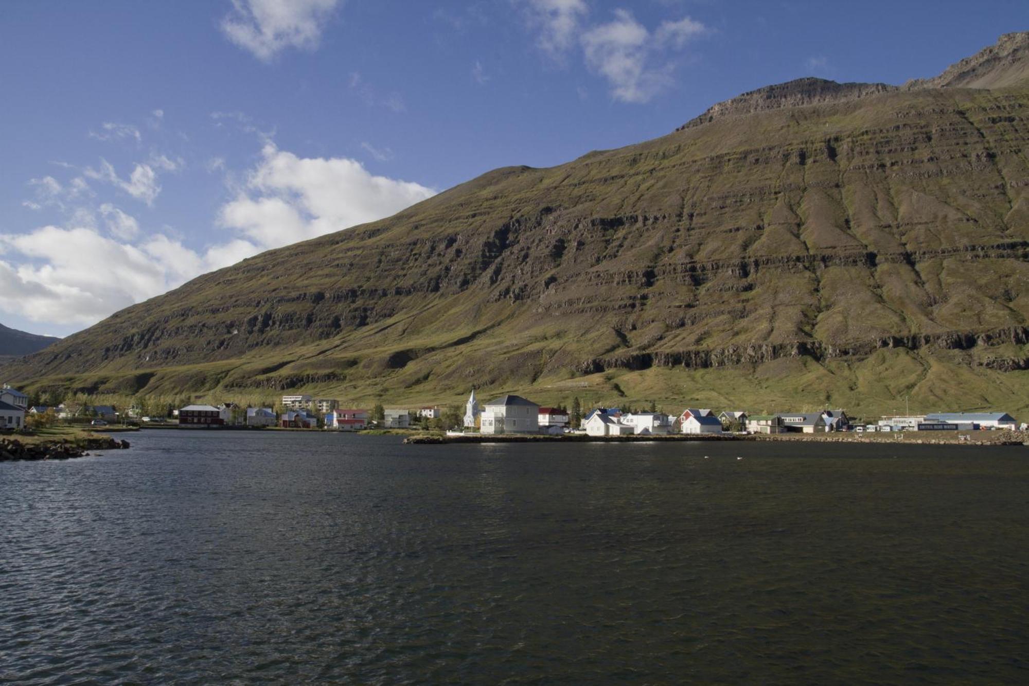 Lonsleira Apartments Seyðisfjörður Kamer foto