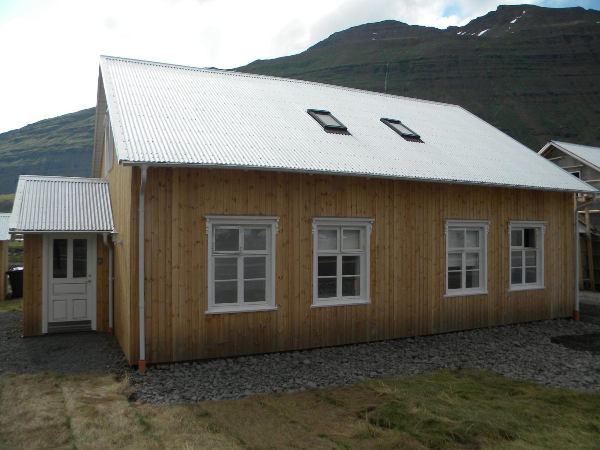 Lonsleira Apartments Seyðisfjörður Kamer foto