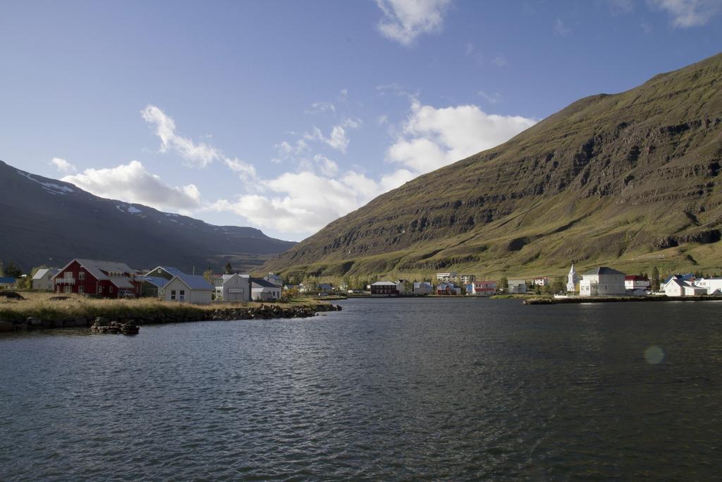 Lonsleira Apartments Seyðisfjörður Kamer foto