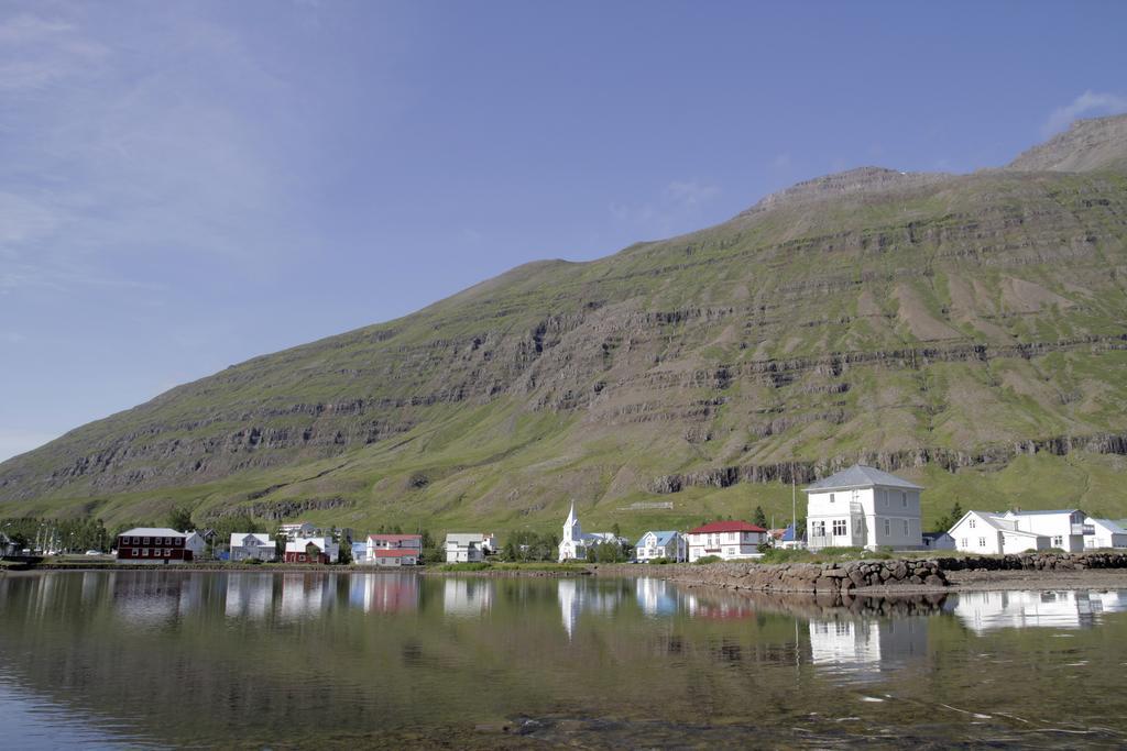 Lonsleira Apartments Seyðisfjörður Kamer foto