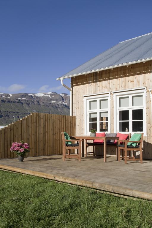 Lonsleira Apartments Seyðisfjörður Kamer foto