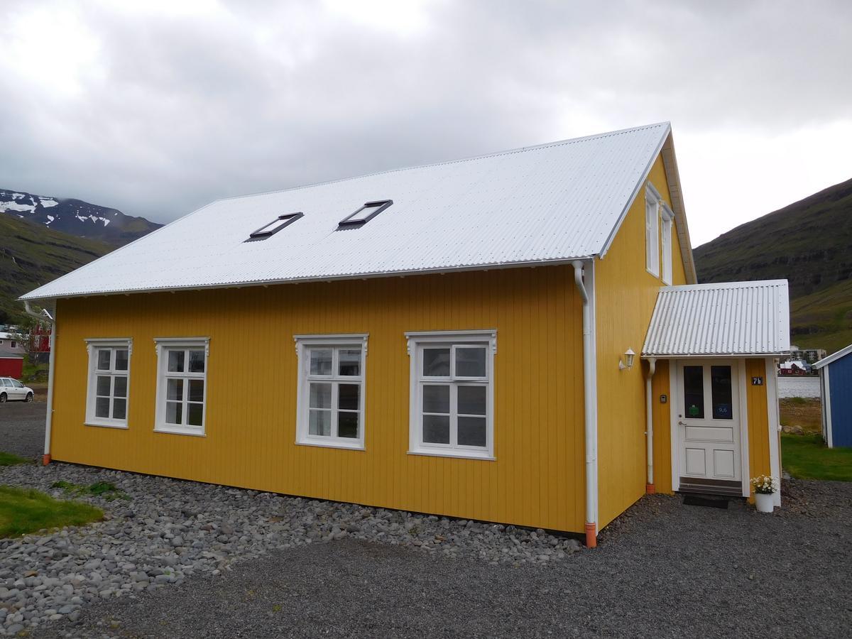 Lonsleira Apartments Seyðisfjörður Buitenkant foto